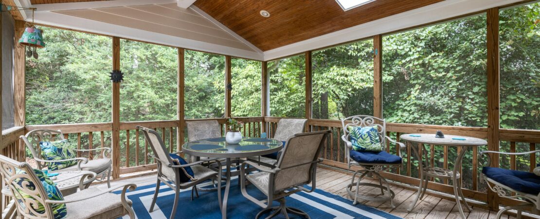 Exploring the Best Restaurants Listed on East Pearl Seafood Restaurant Duluth GA